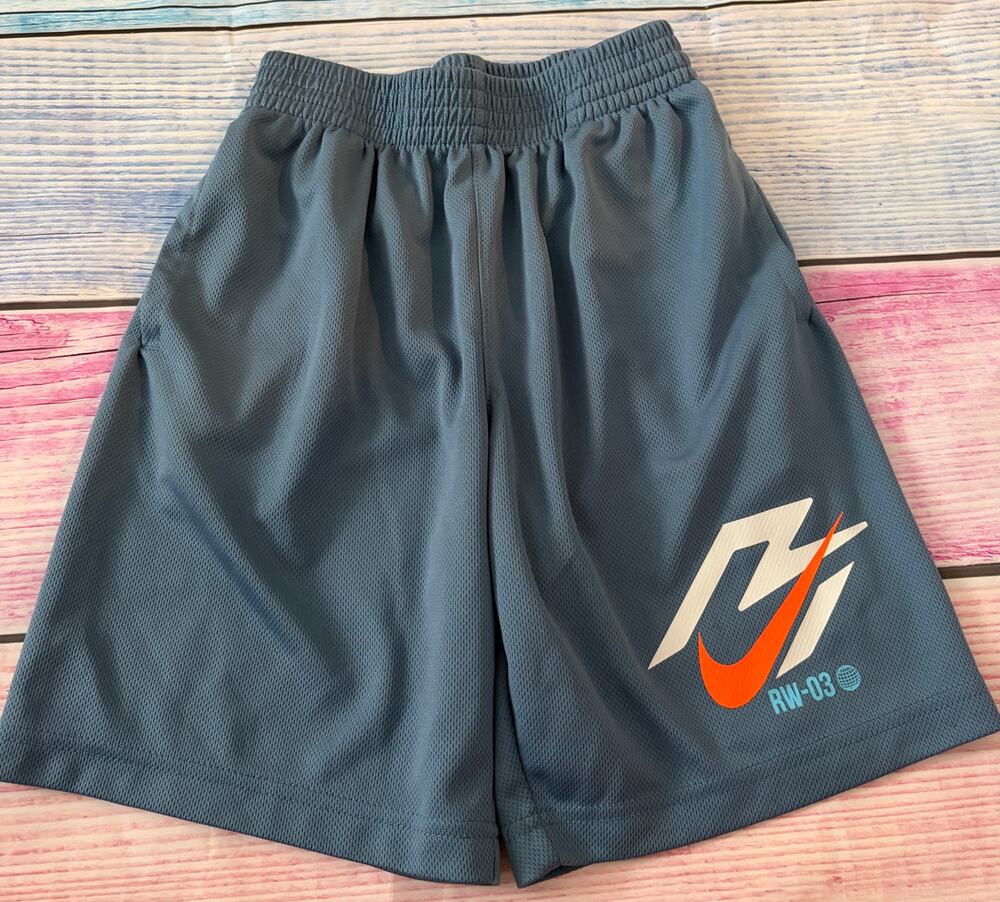 Nike Russell Wilson RW3 Boys Gray Athletic Shorts Size Small (8-10) EUC